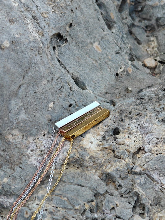 Collana con pendente | Barra verticale