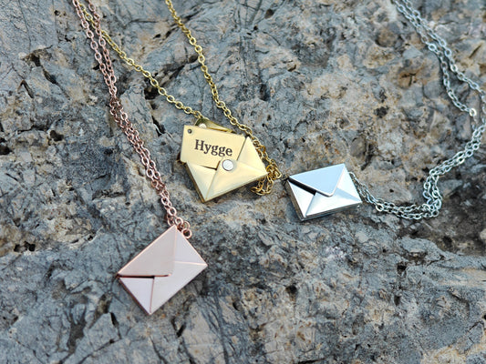 Collana con pendente | Lettera