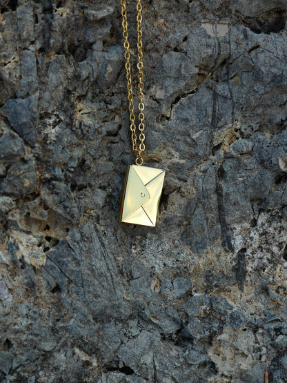 Collana con pendente | Lettera